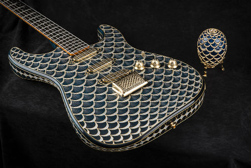 Fender Custom Shop Pine Cone Stratocaster 7